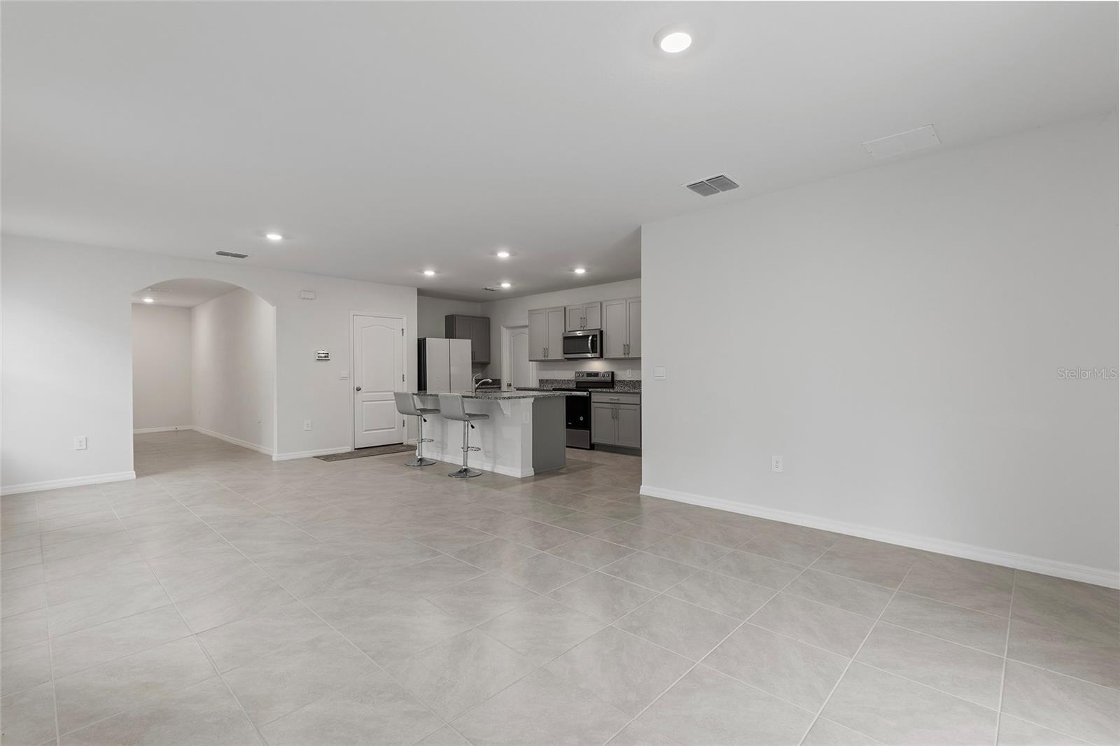 326 CARYOTA CT — photo 7