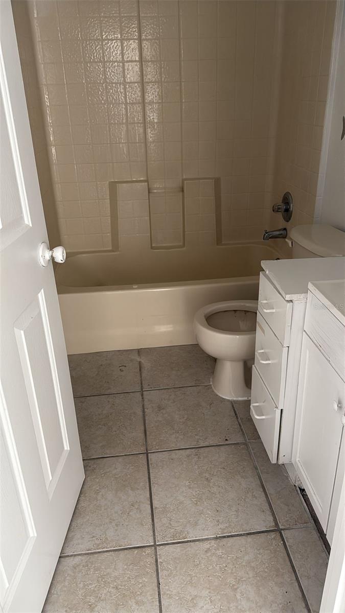 2930 GRAYTON ST — photo 4