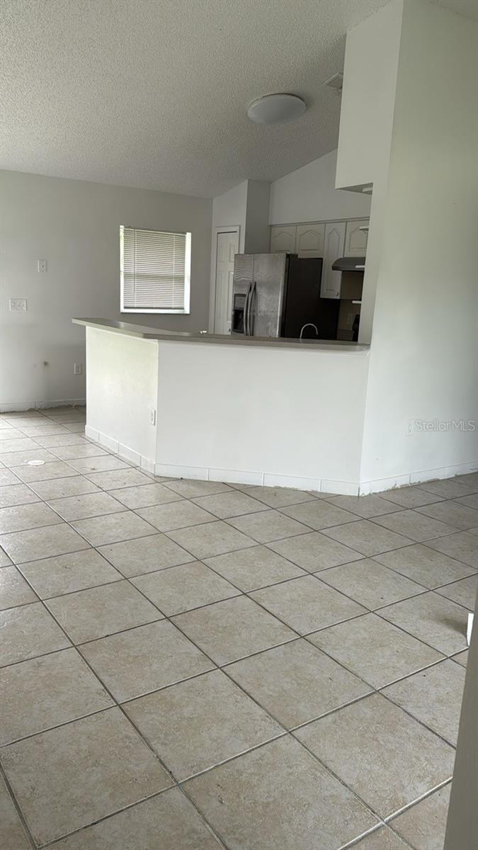 2930 GRAYTON ST — photo 6