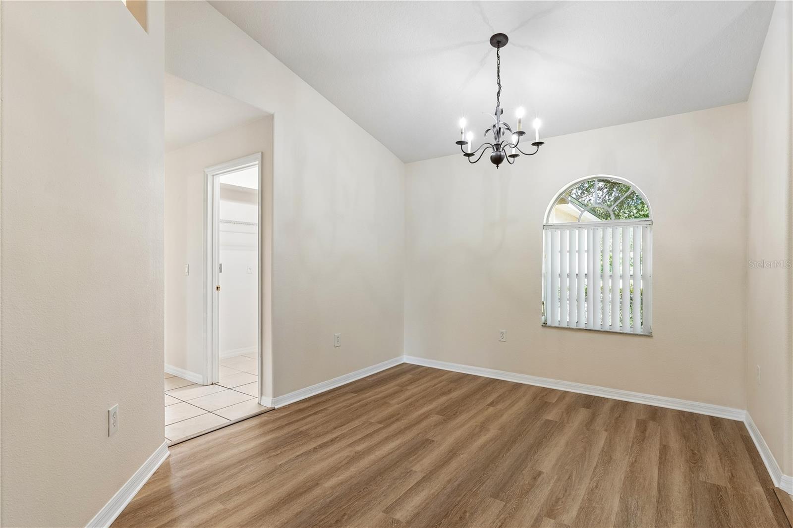 3042 WILD PEPPER AVE — photo 7