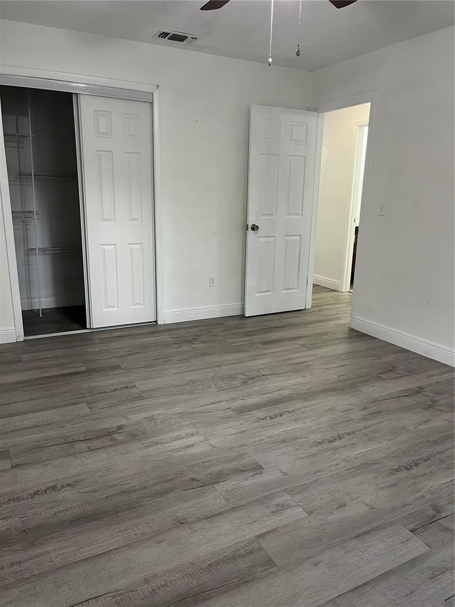 512 STALLINGS AVE — photo 10