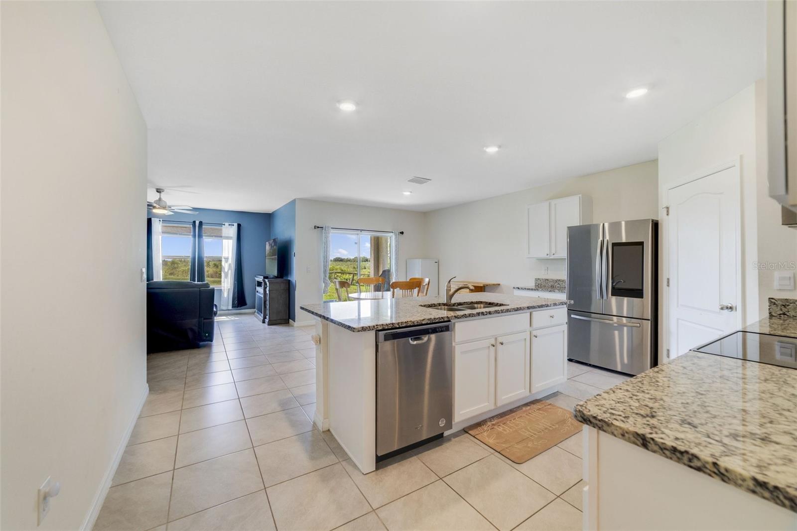 2135 E OLD MILL DR — photo 4