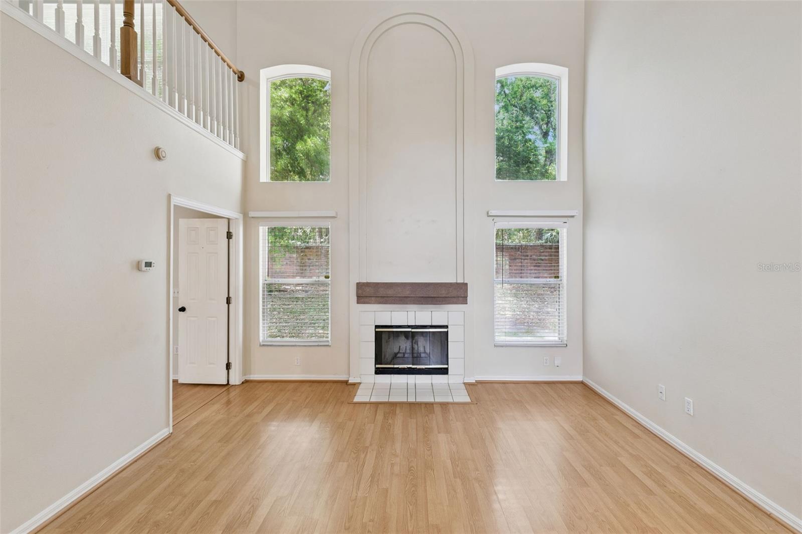617 RANDON TER — photo 12