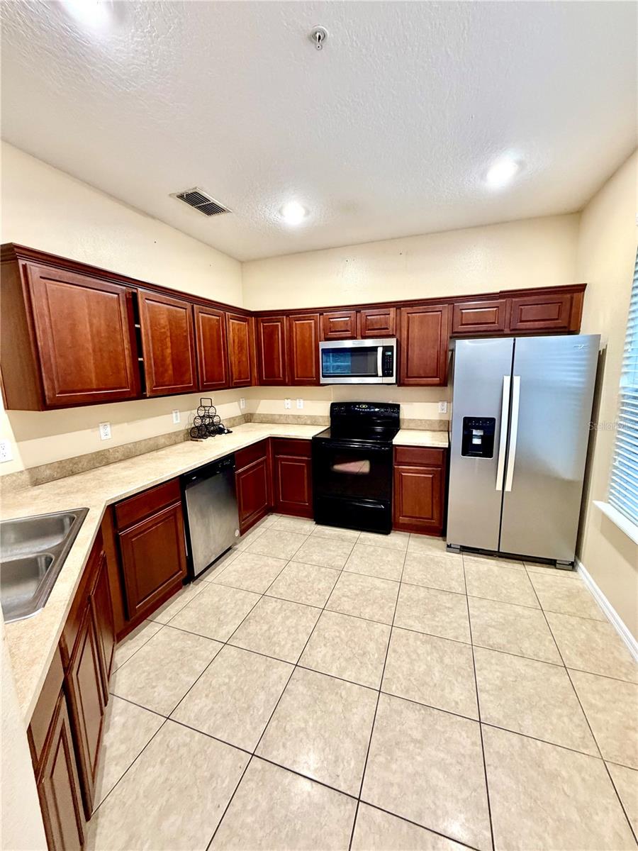 1521 SAN JACINTO CIR — photo 6