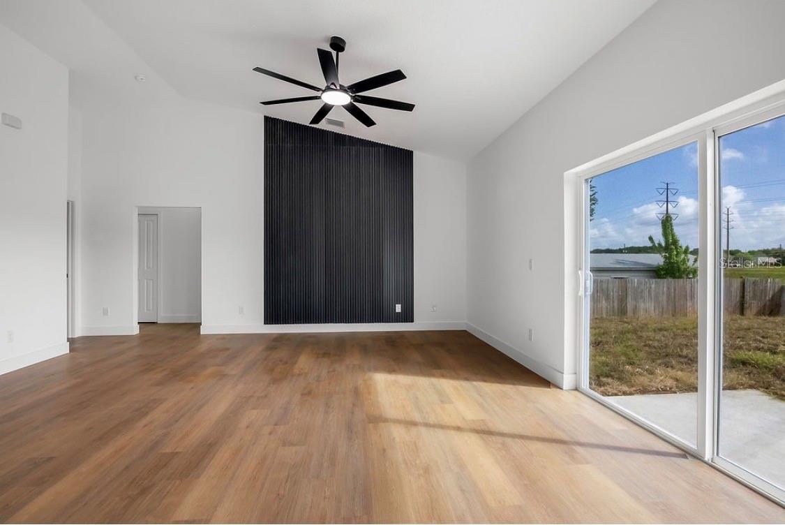 1231 DUNBAR AVE — photo 8