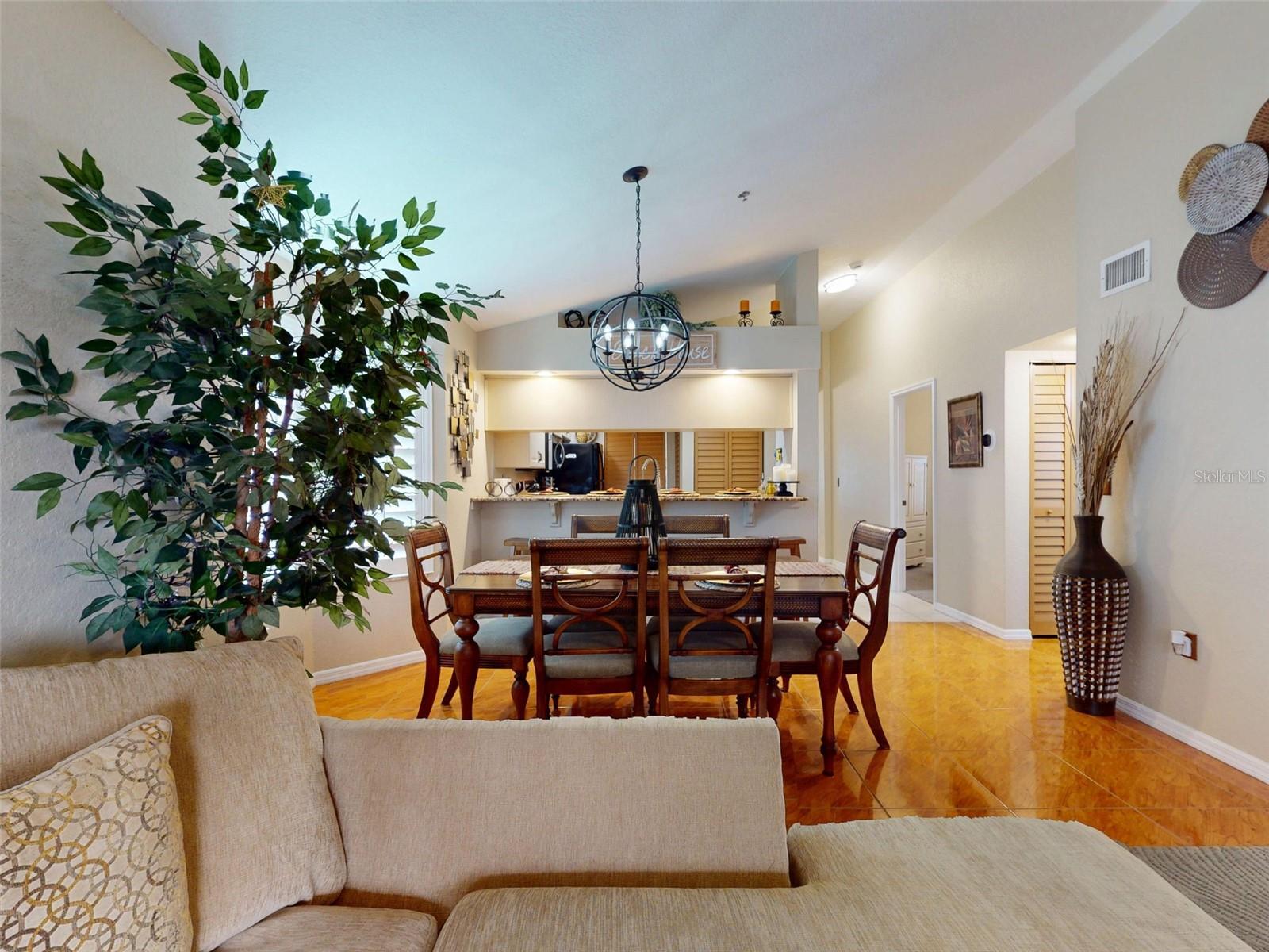402 BOUCHELLE DR #206 — photo 10