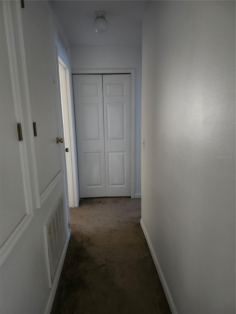 2242 WOOD CT — photo 6