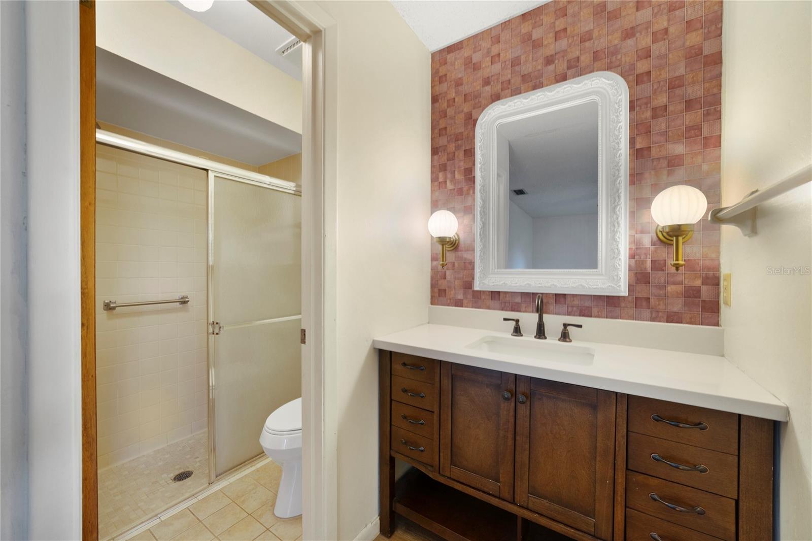 146 MAYFAIR CT — photo 12