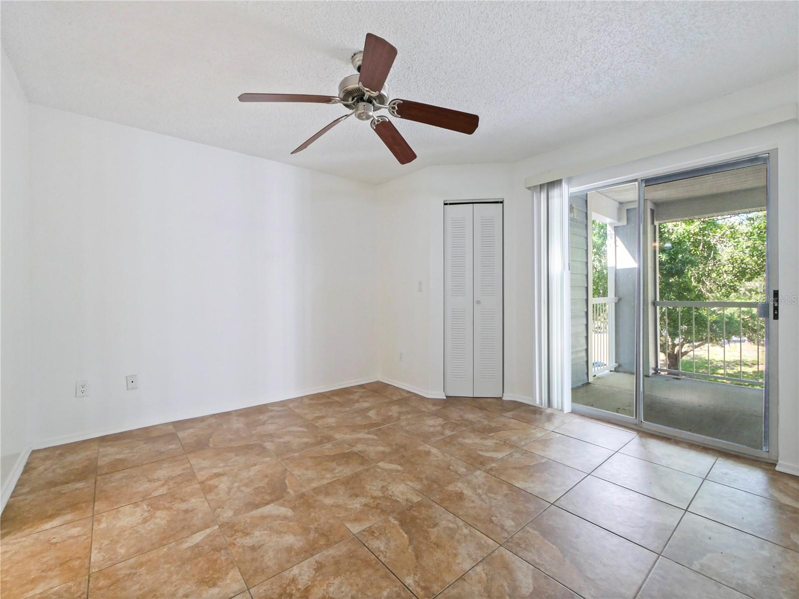 2569 GRASSY POINT DR #309 — photo 4