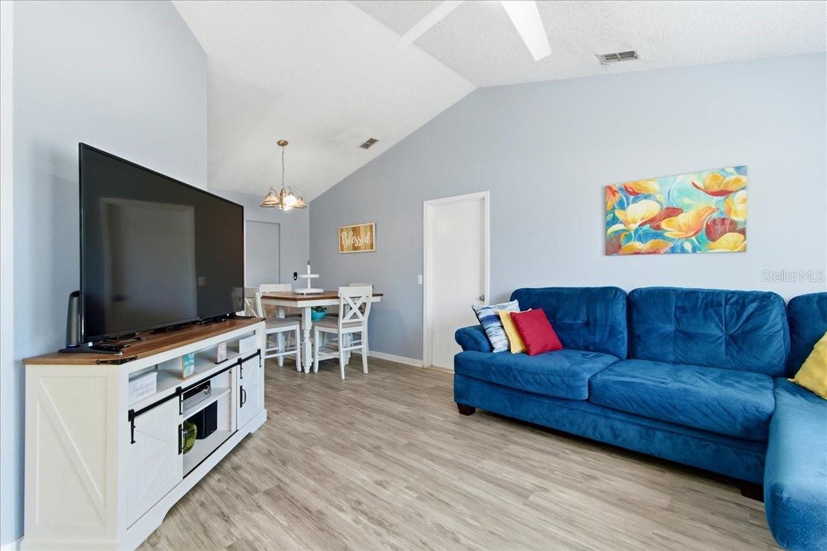2632 DERBY DR — photo 6