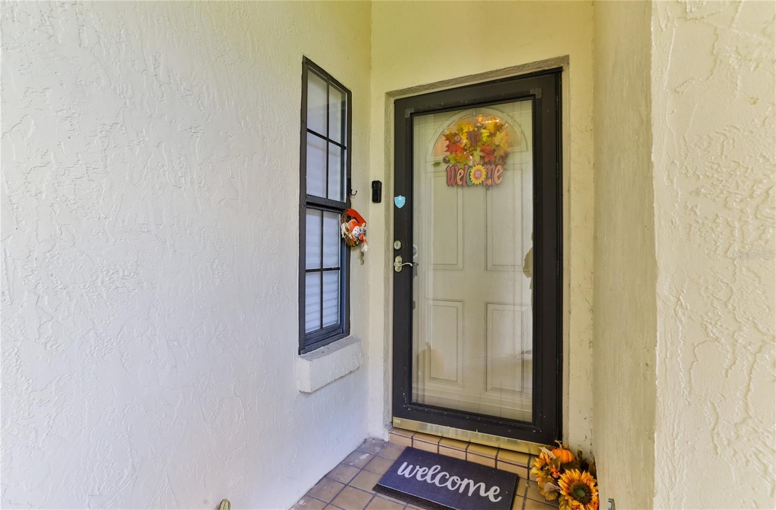 121 DOVECOTE LN — photo 7