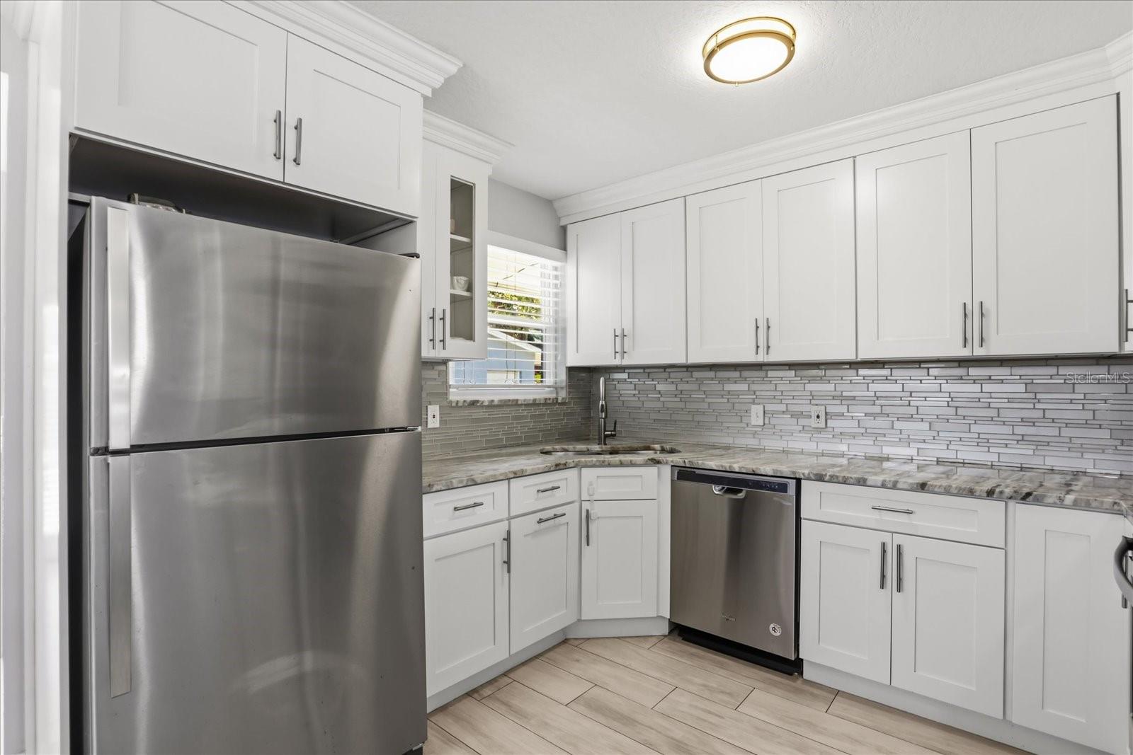 159 HOLLAND RD — photo 9