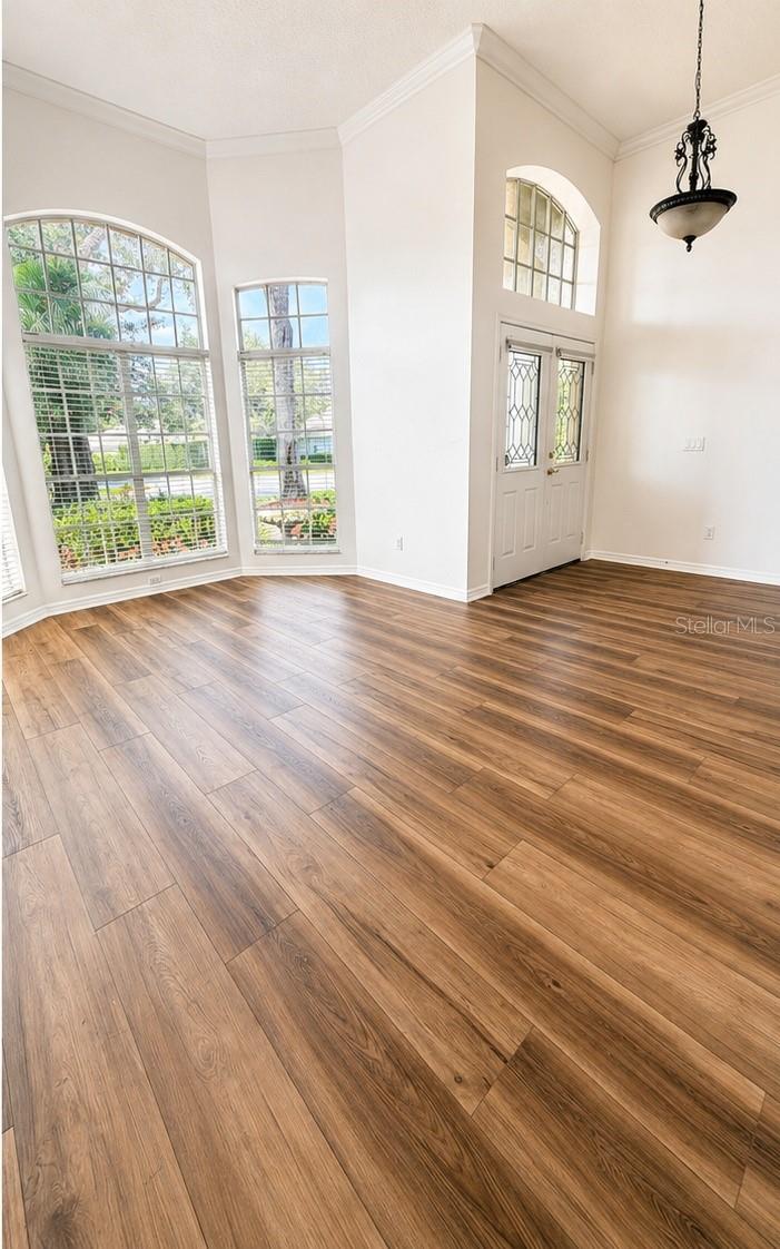 5700 CLIMBING ROSE WAY — photo 4