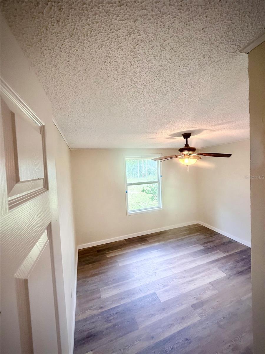 375 PINE WOODS RD — photo 10