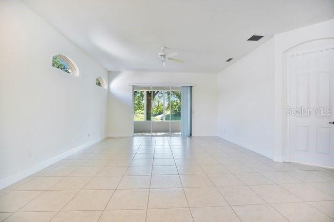 208 LAMONTE POINT CT — photo 10