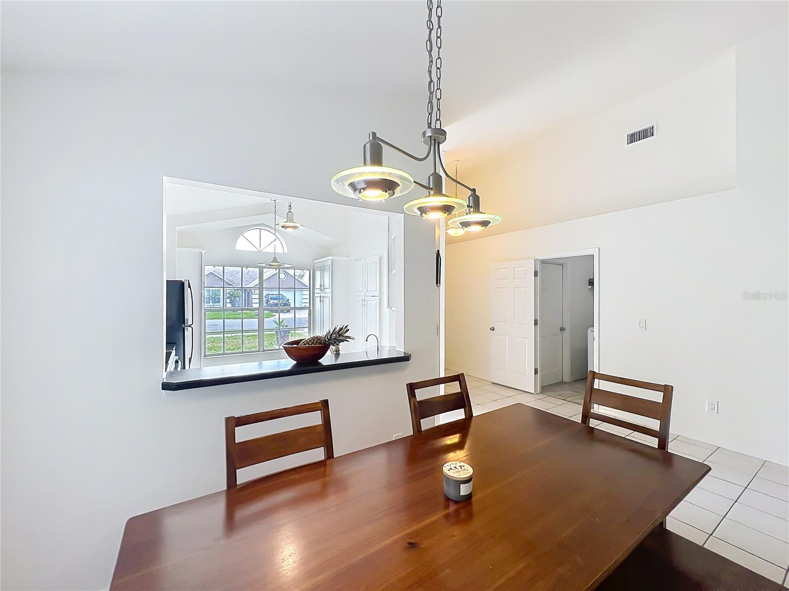 554 WHITTINGHAM PL — photo 10