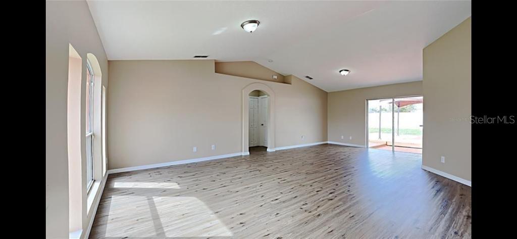 2436 COURTLAND BLVD — photo 5