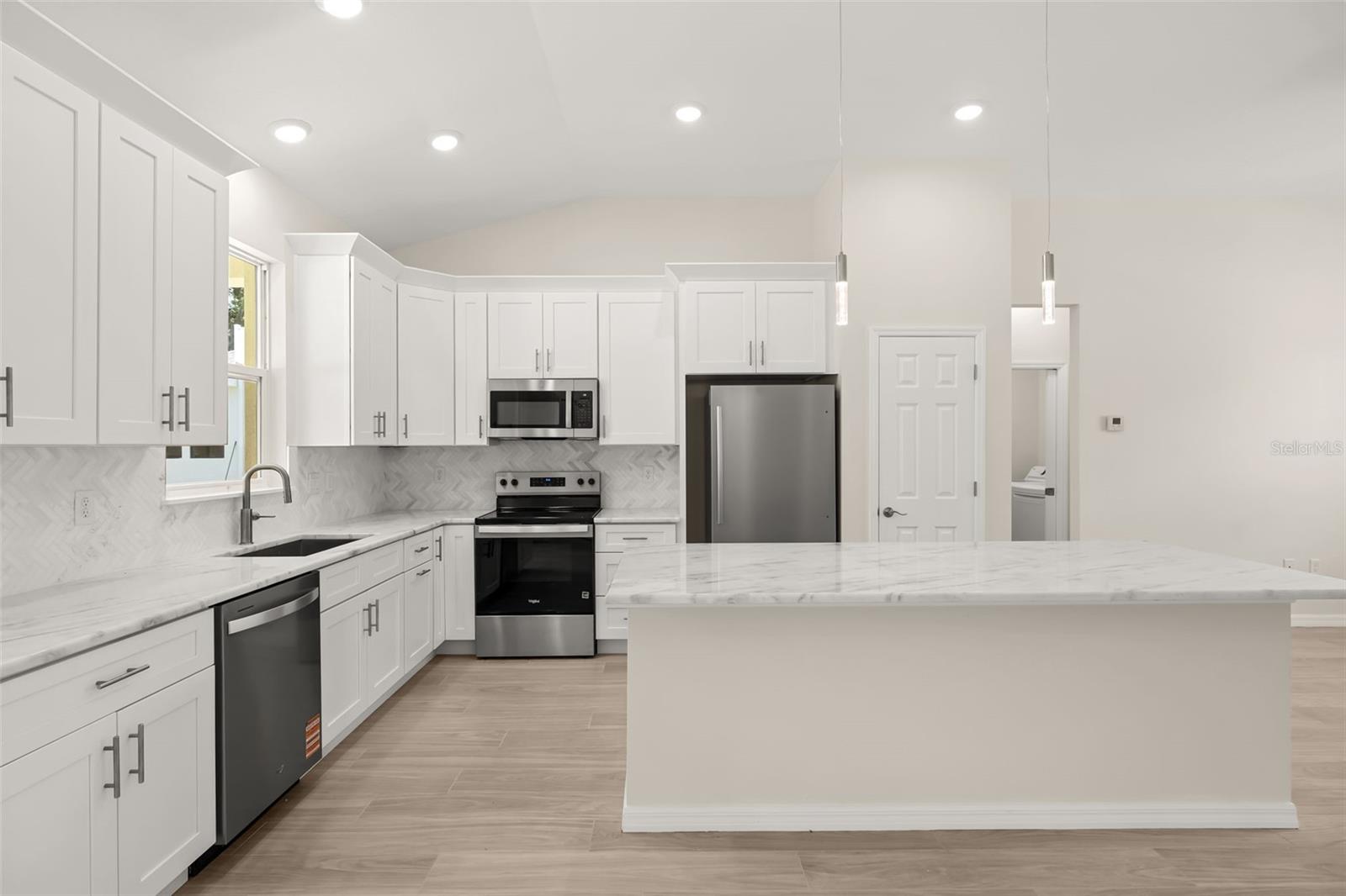 247 DEBARY DR — photo 12