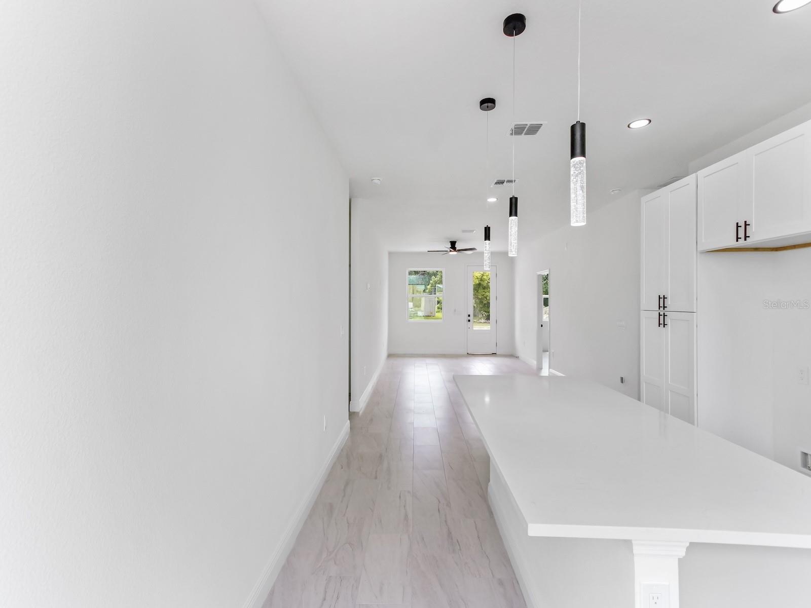 2060 DIXIE AVE — photo 11