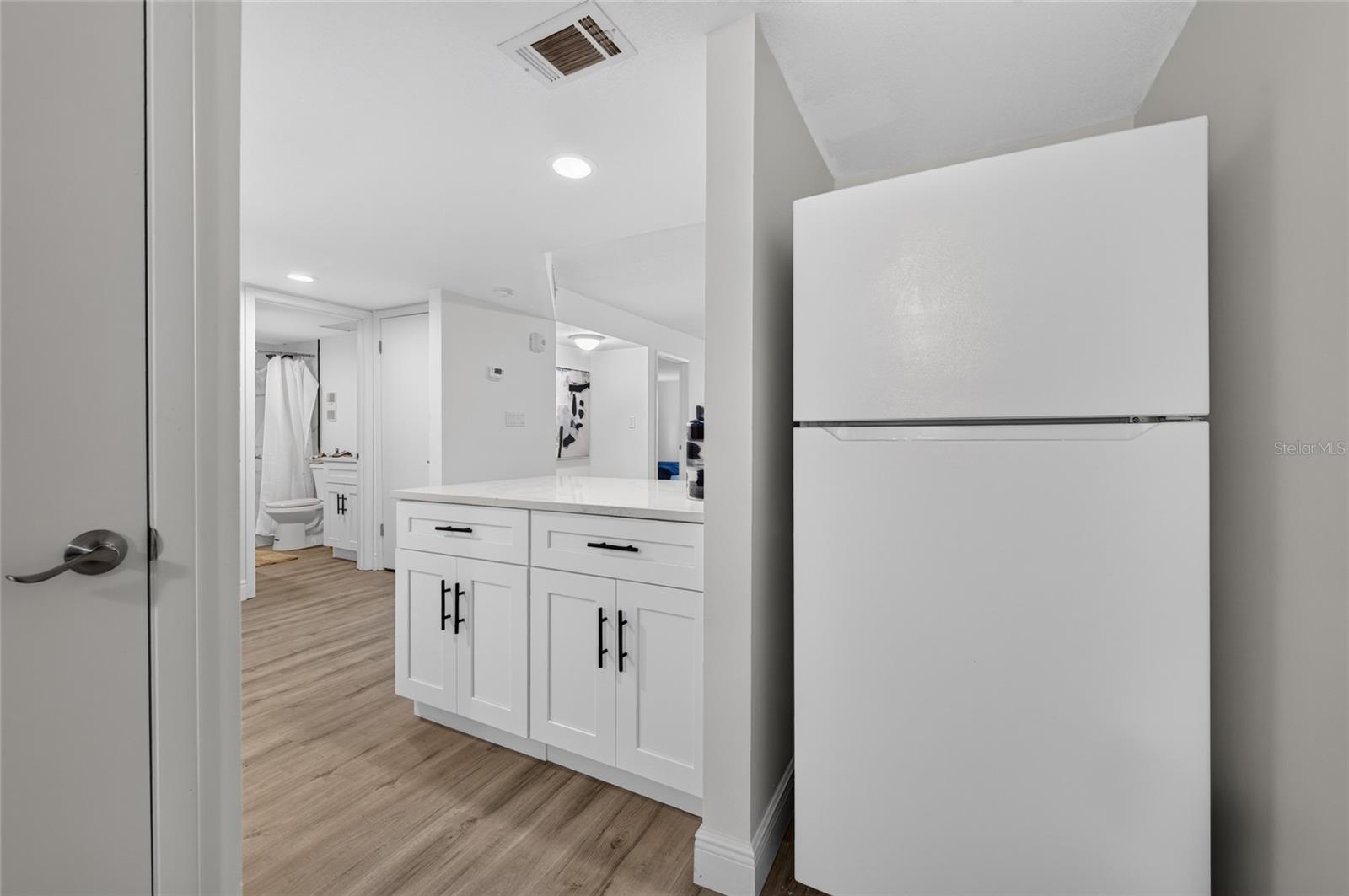 1275 OCEAN SHORE BLVD #P3 — photo 8