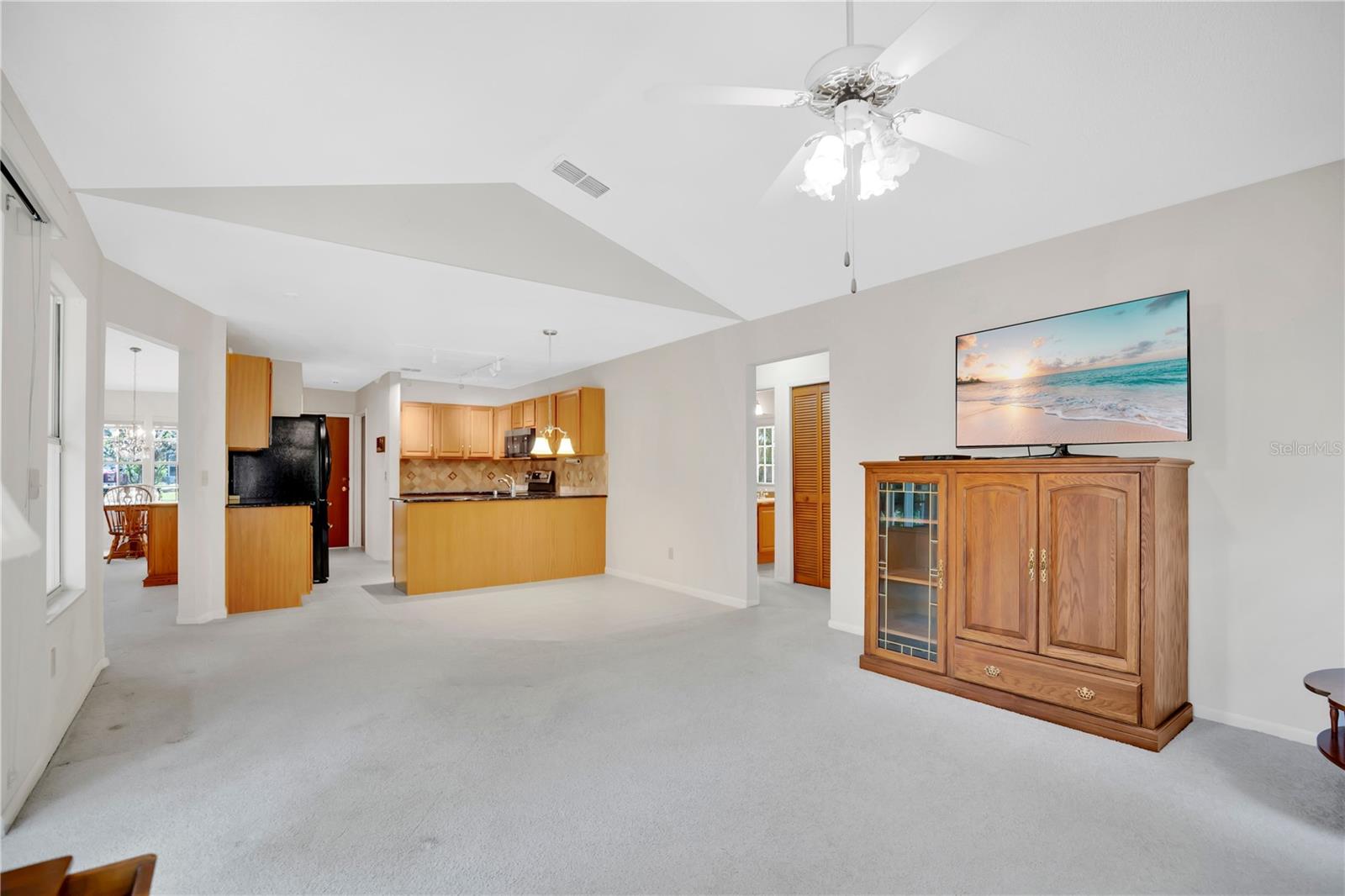 309 OAK LEAF CIR — photo 8