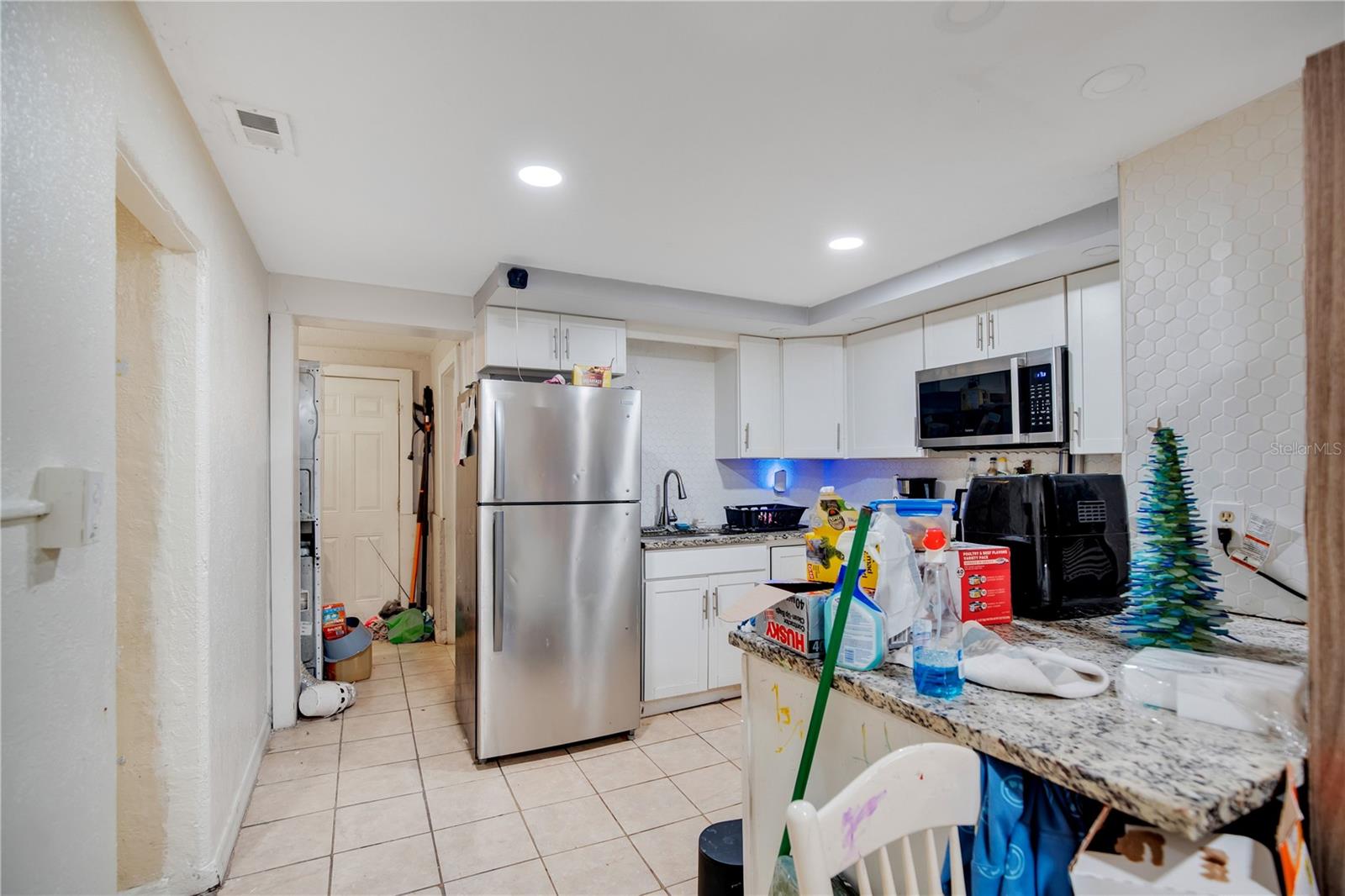 640 ORANGE AVE — photo 9