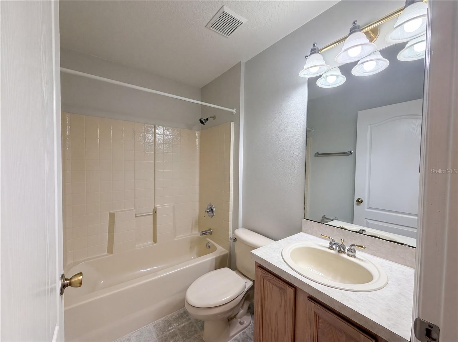 1360 WILDBERRY LN — photo 10