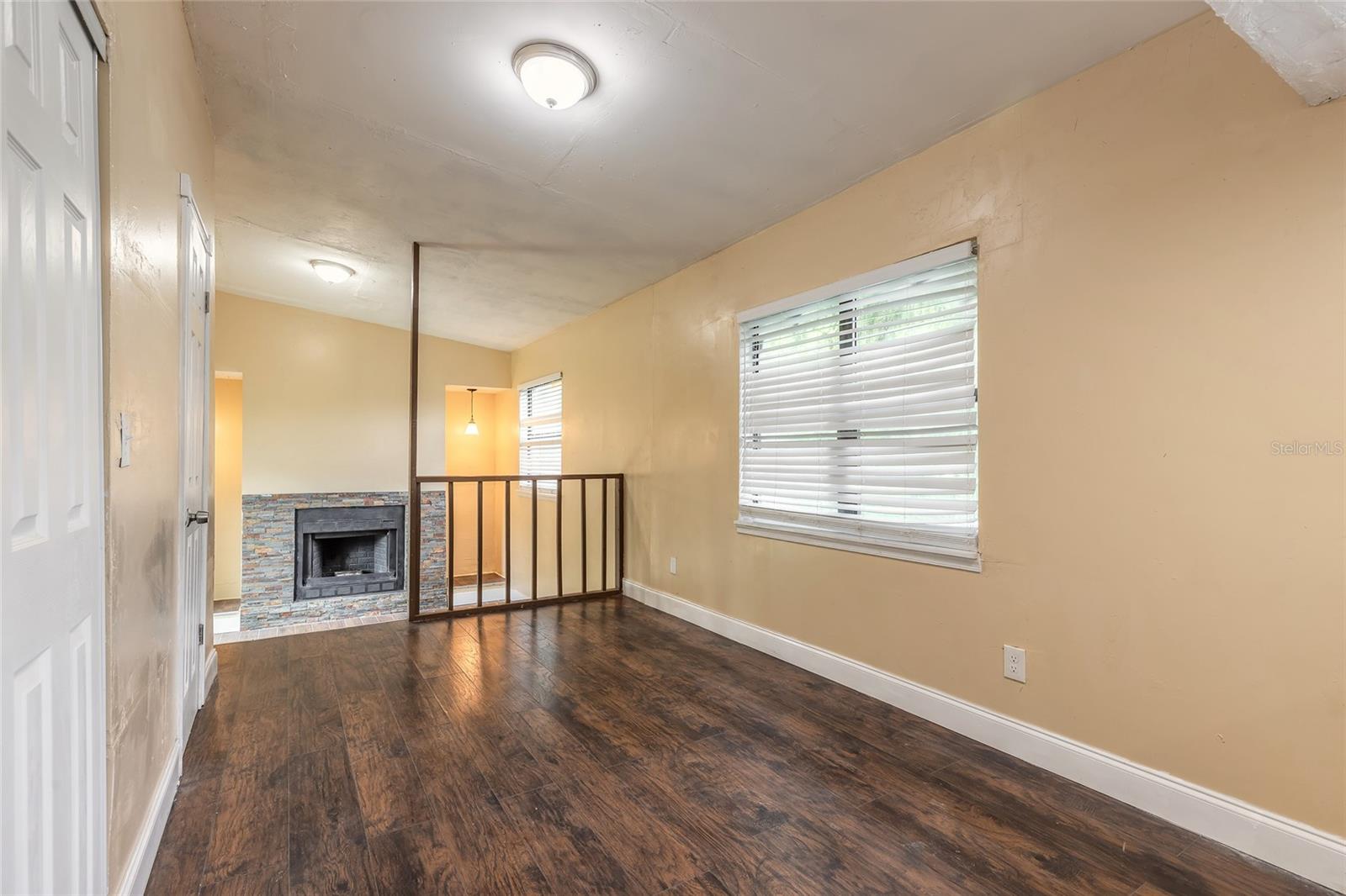730 FLANDERS AVE — photo 9