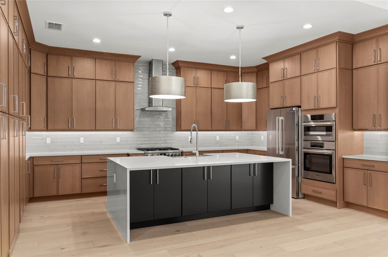 1605 MANOR WOODS WAY — photo 8