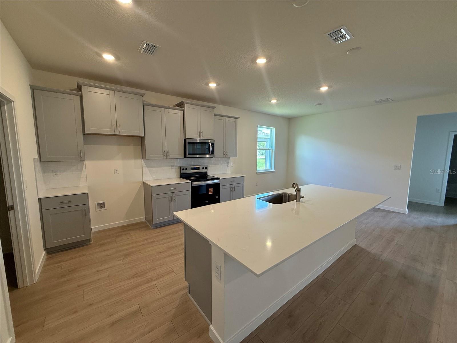 3001 KINGSMAN TRL — photo 2