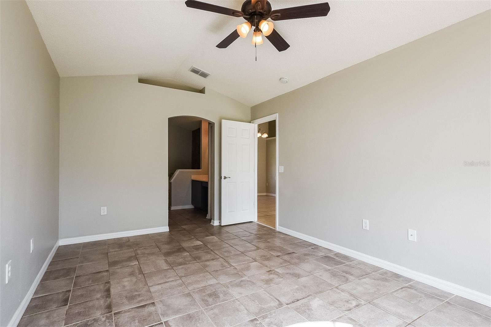 2807 ARBOUR TRAIL CT — photo 12
