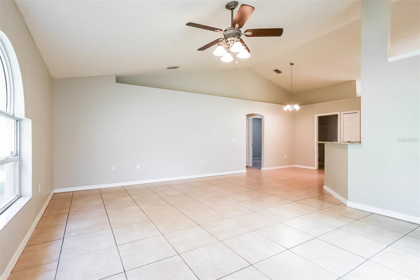 2807 ARBOUR TRAIL CT — photo 9