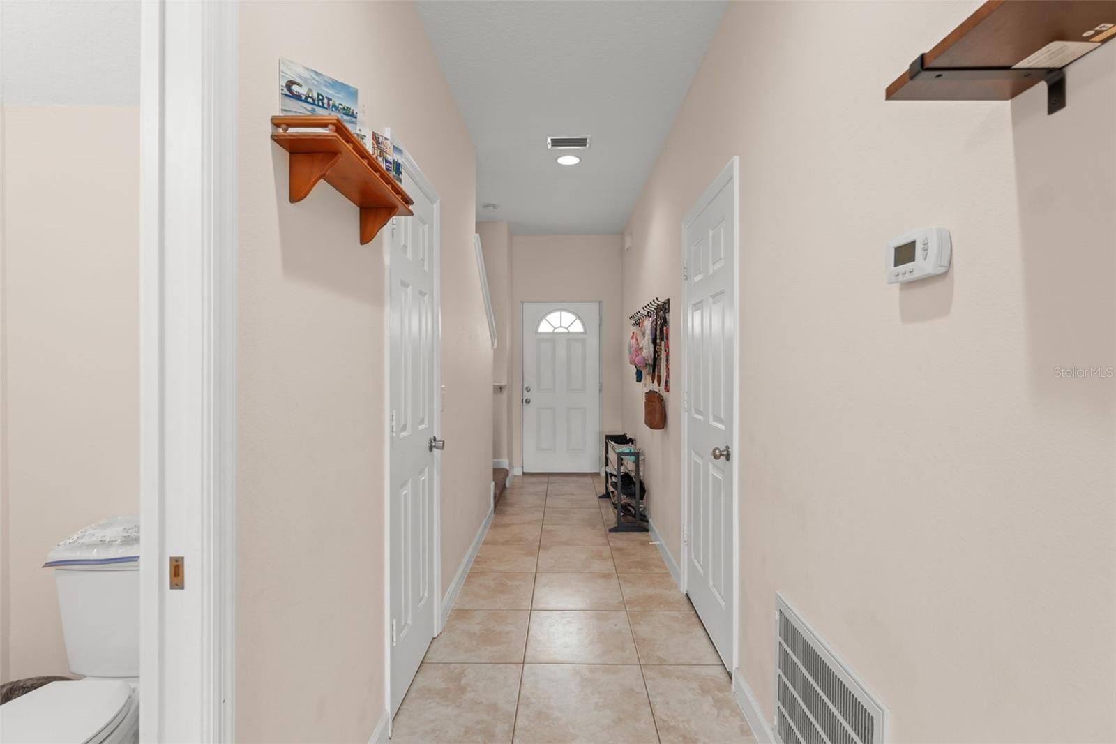 1880 PETERSON PL — photo 2