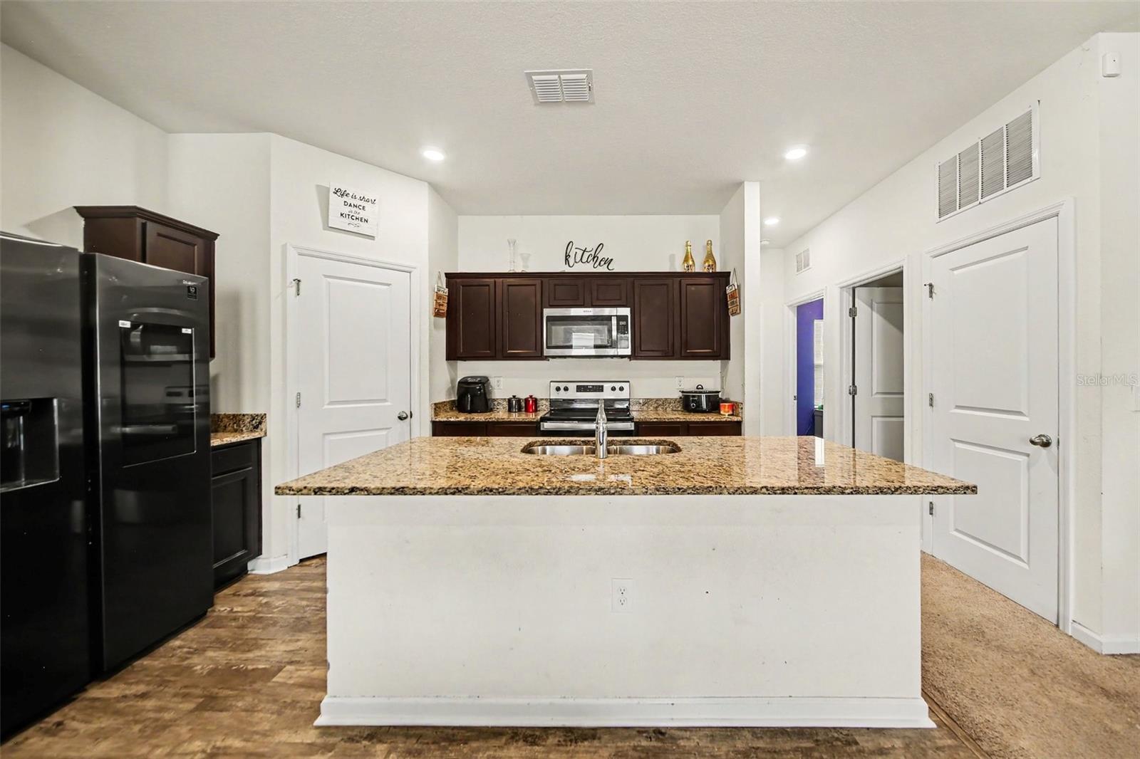 1006 COMMUTER DR — photo 8