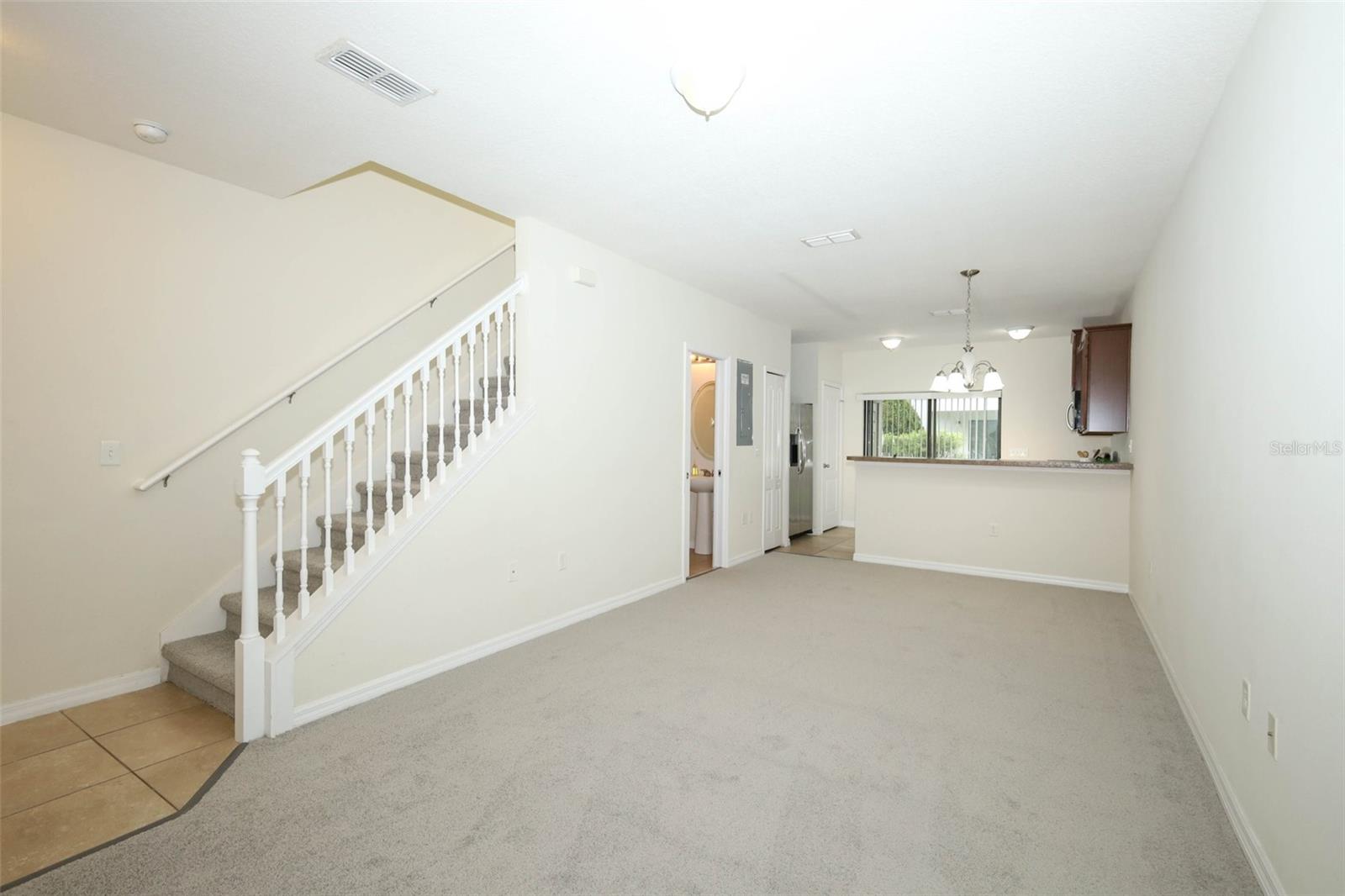 5221 WINDSOR LAKE CIR — photo 4