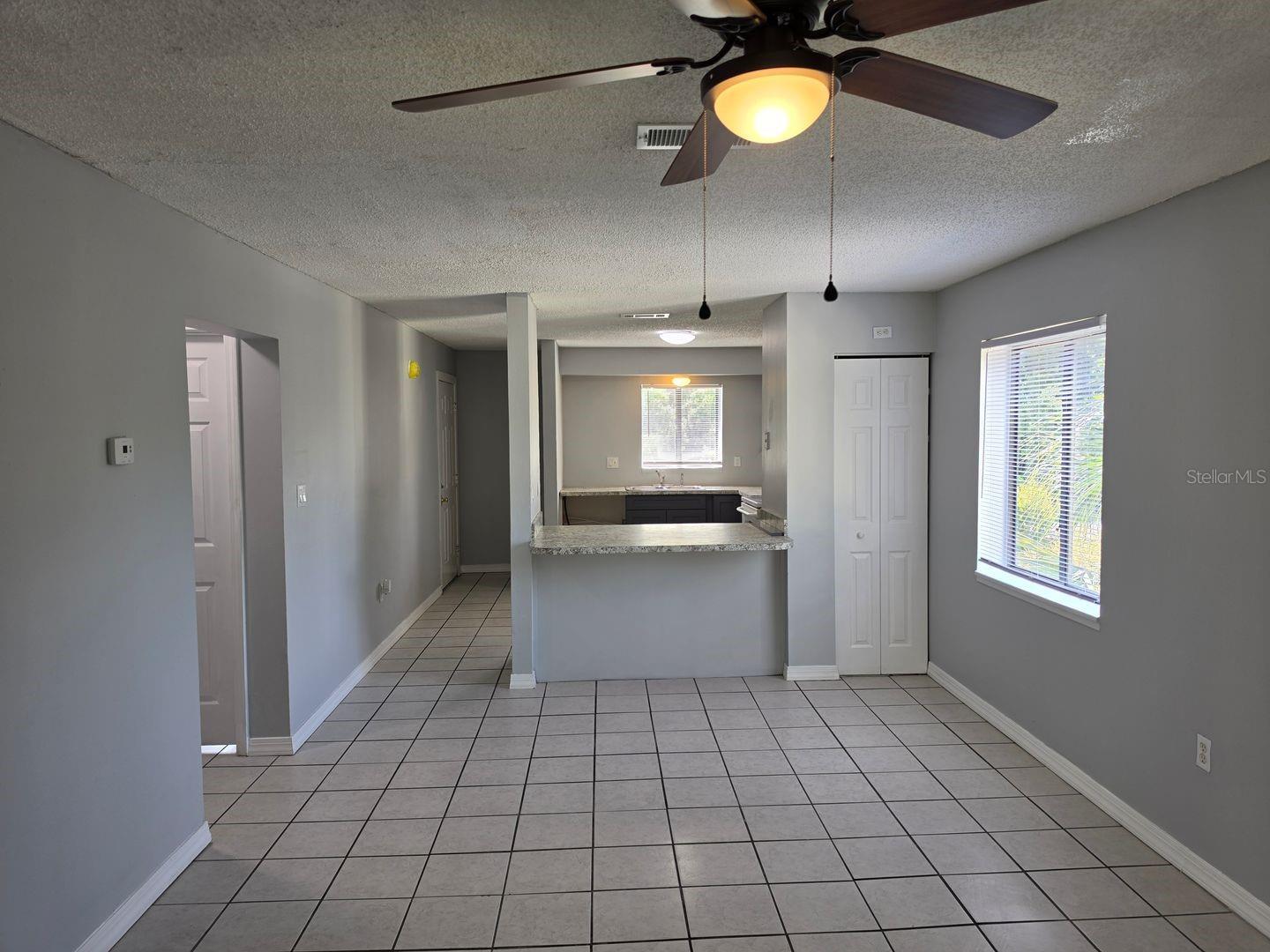 2526 S OAK AVE #A — photo 8