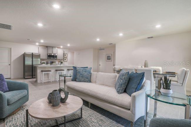 276 LUIS LN — photo 6