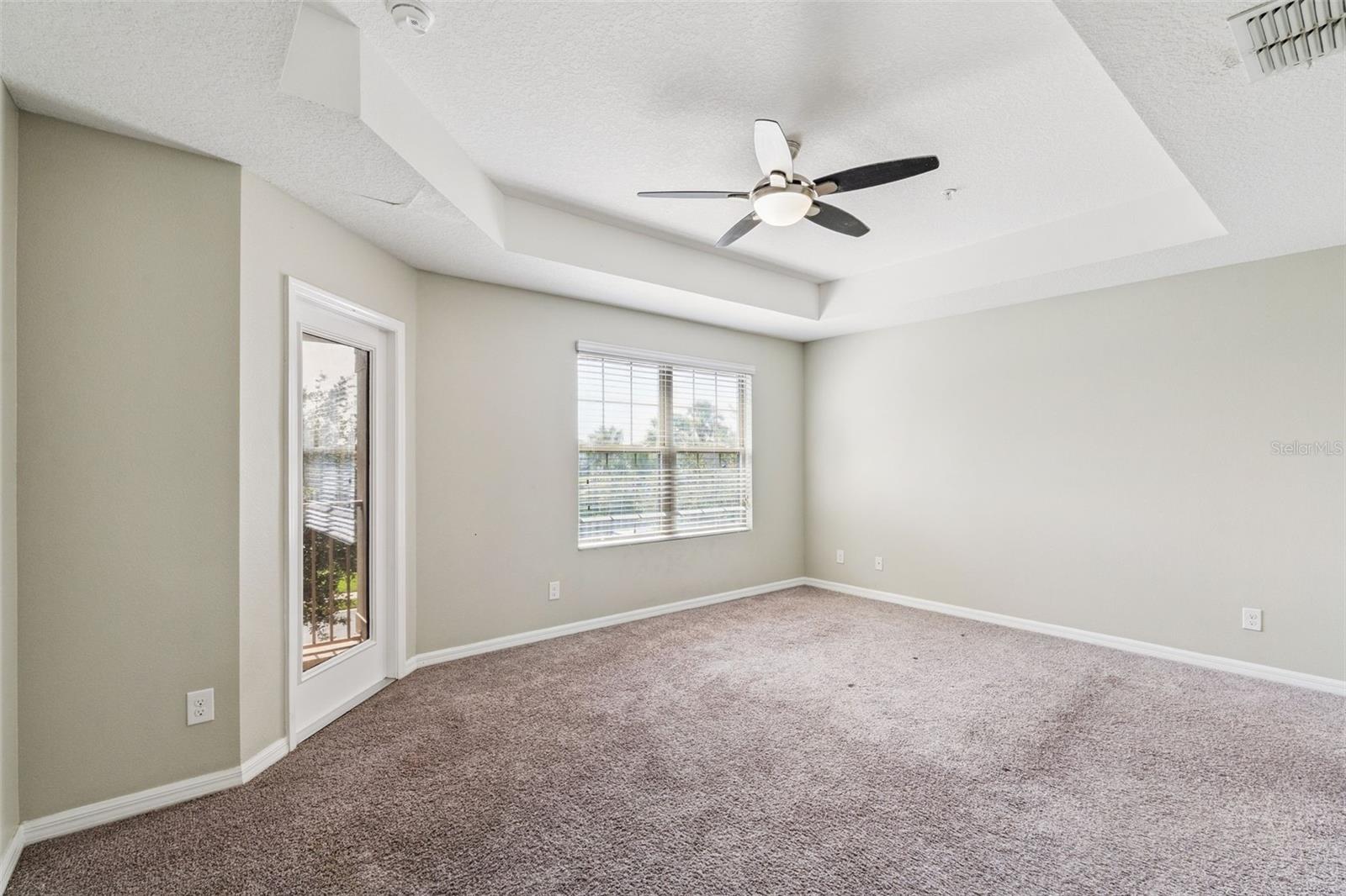 618 MERRY BROOK CIR — photo 12