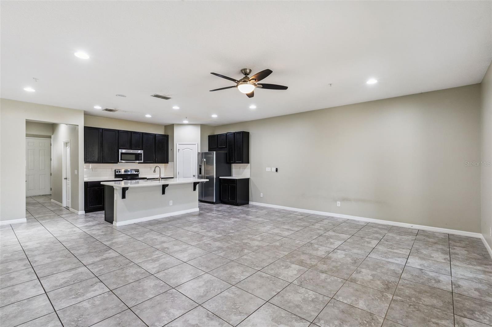 618 MERRY BROOK CIR — photo 6