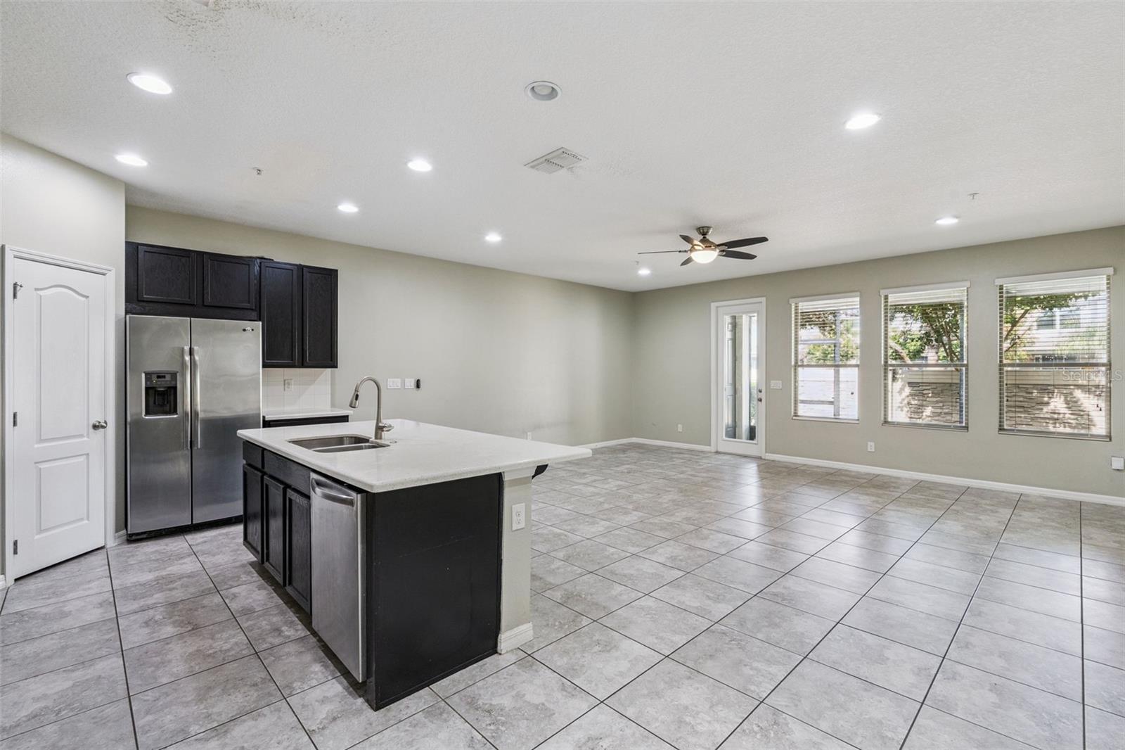 618 MERRY BROOK CIR — photo 7