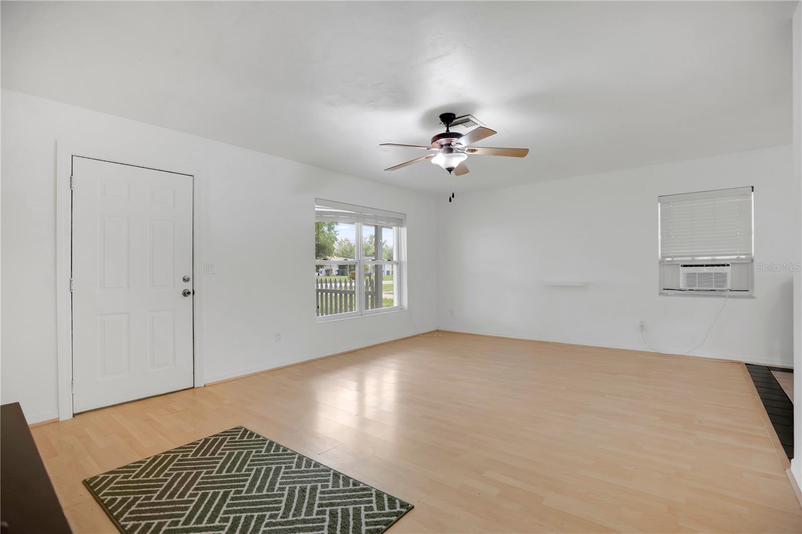 682 MERRIMAC ST — photo 6