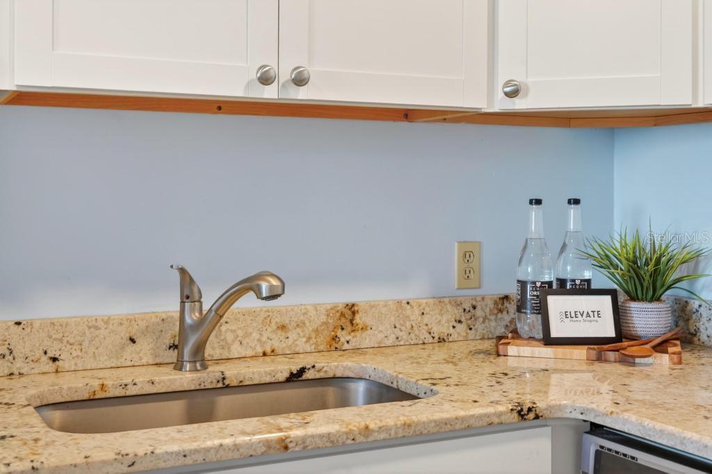 925 N HALIFAX AVE #410 — photo 9
