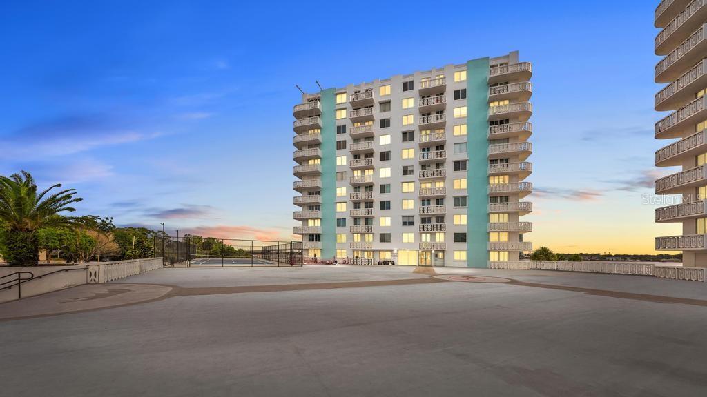 925 N HALIFAX AVE #410