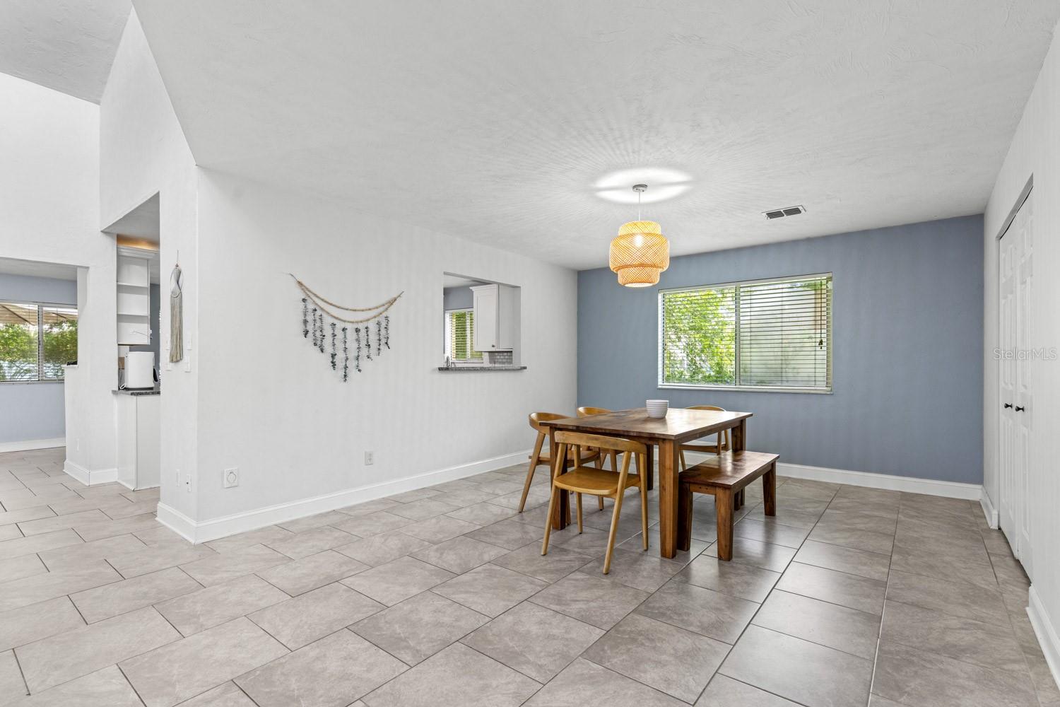 82 KINGSLEY PL — photo 6
