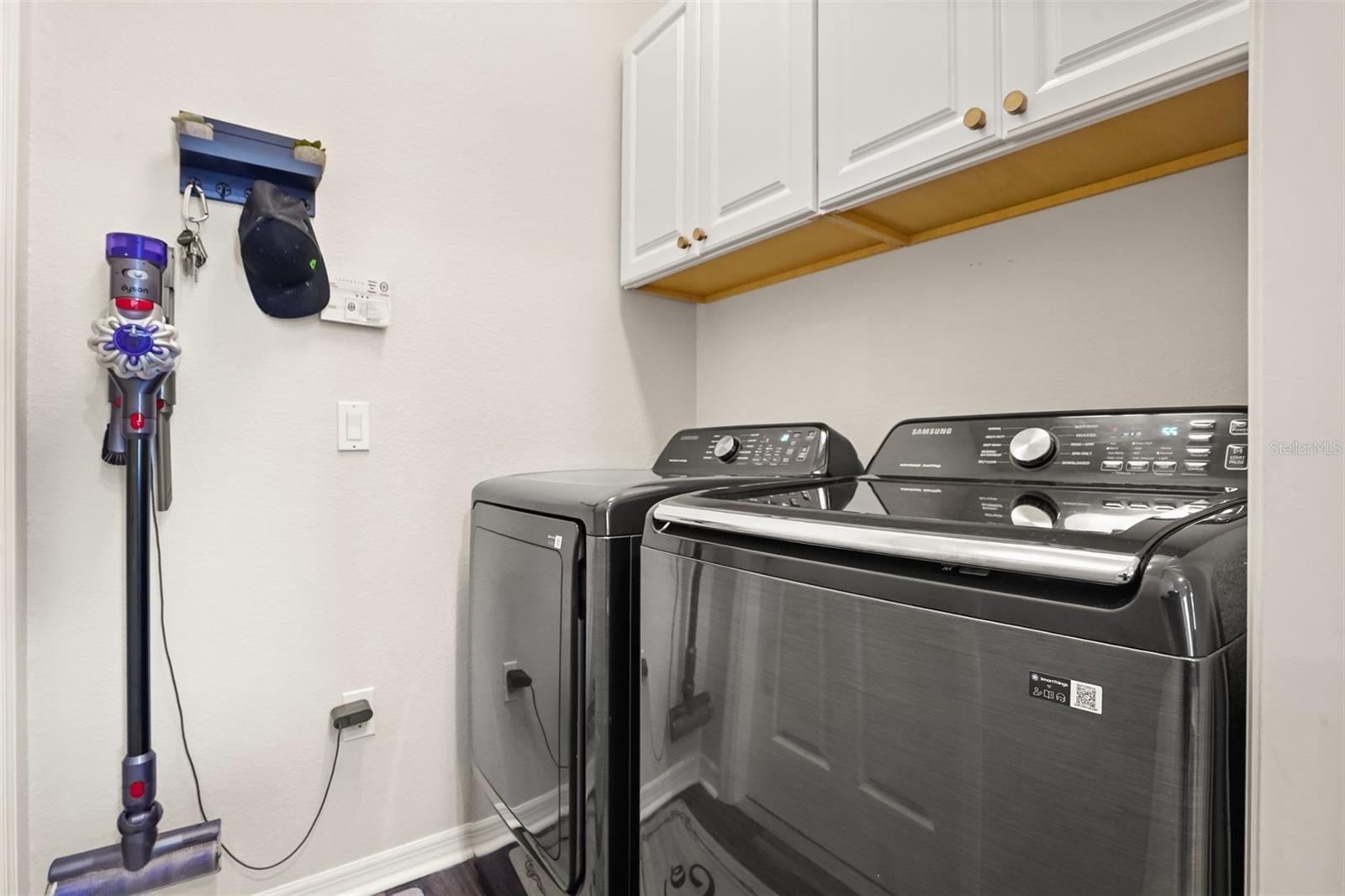 1699 SWALLOWTAIL LN — photo 9