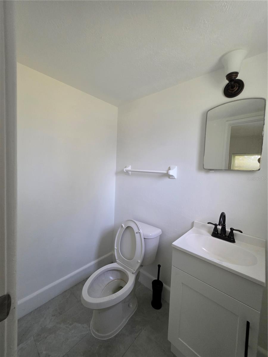 219 HAYS DR — photo 7