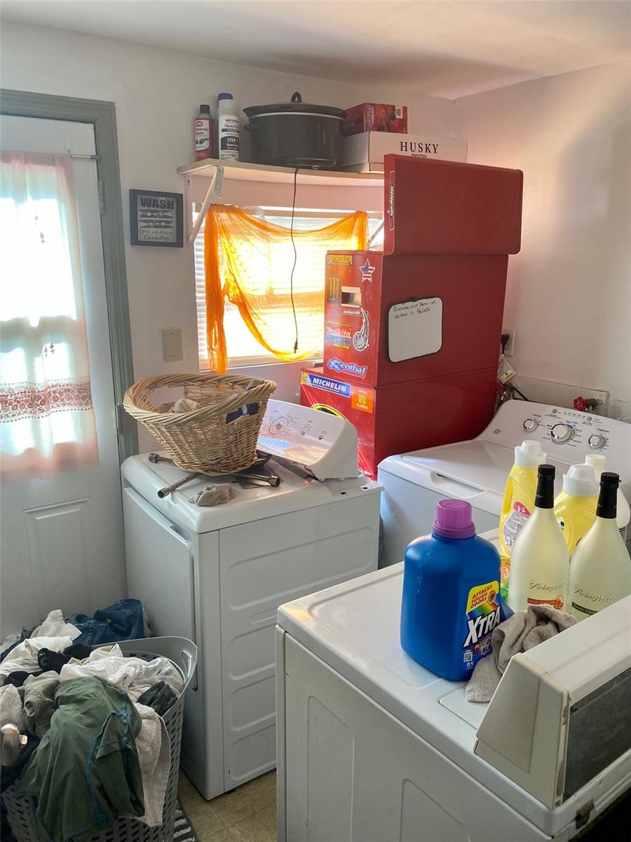 415 VERMONT AVE — photo 9
