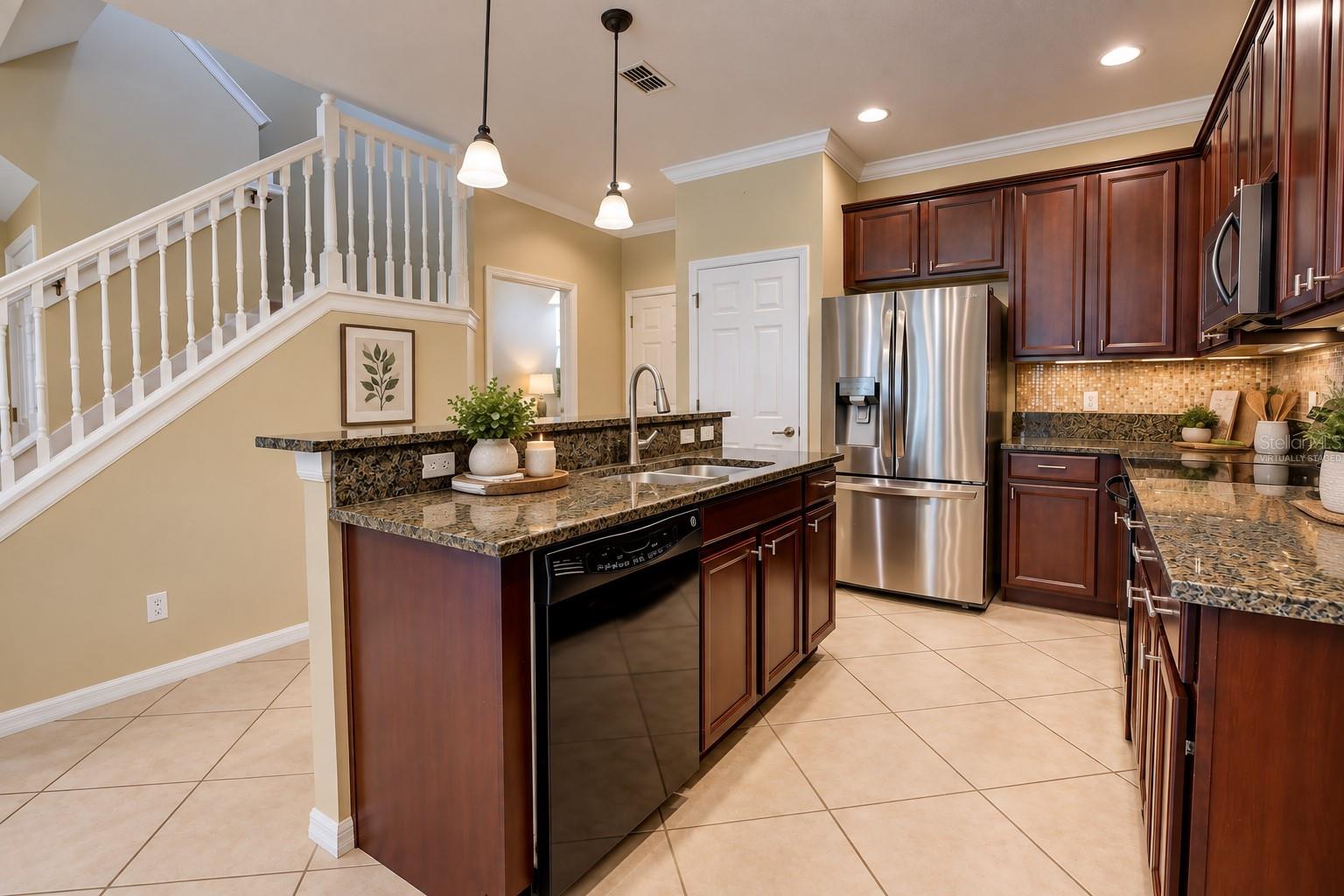 266 TERRACINA DR — photo 7