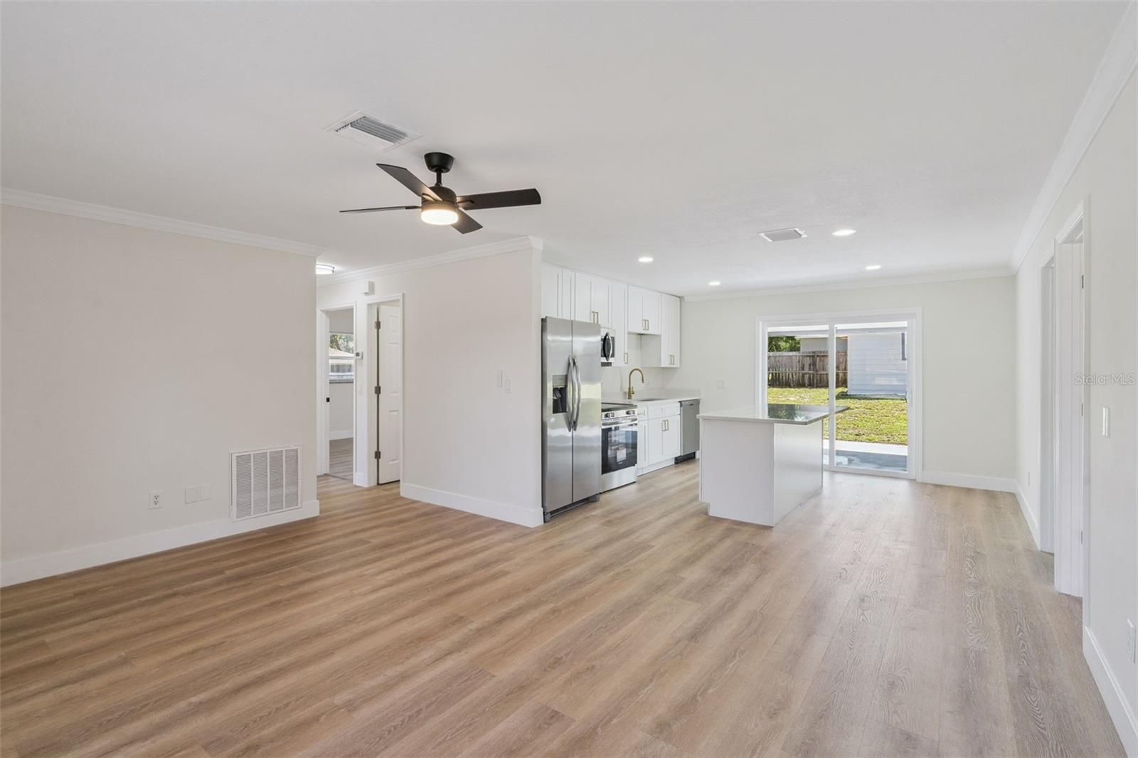 2715 TIMBERLAKE AVE — photo 7