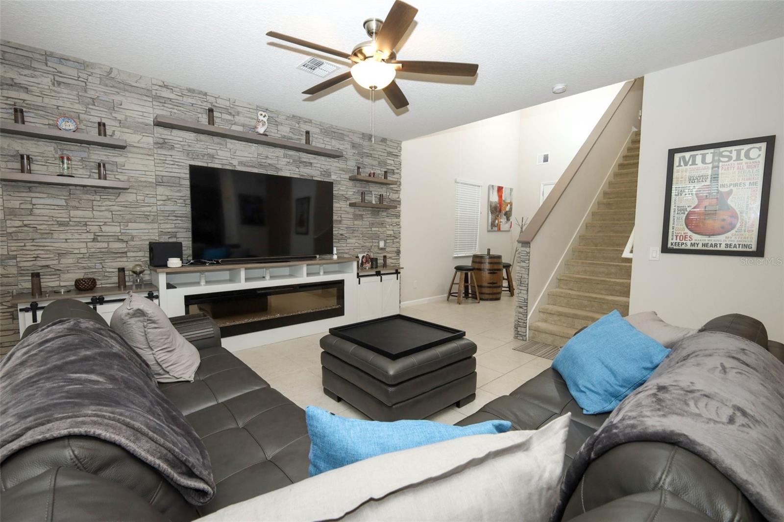 3980 LIGHTNING CT — photo 7